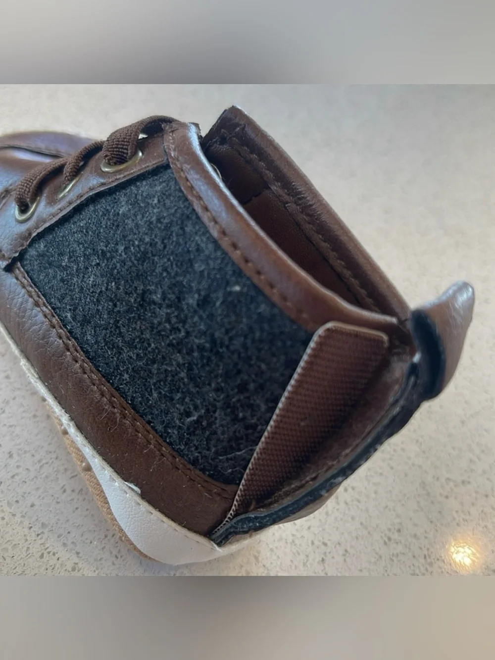 Old Navy Toddler Brown Shoes Size 6-12M
